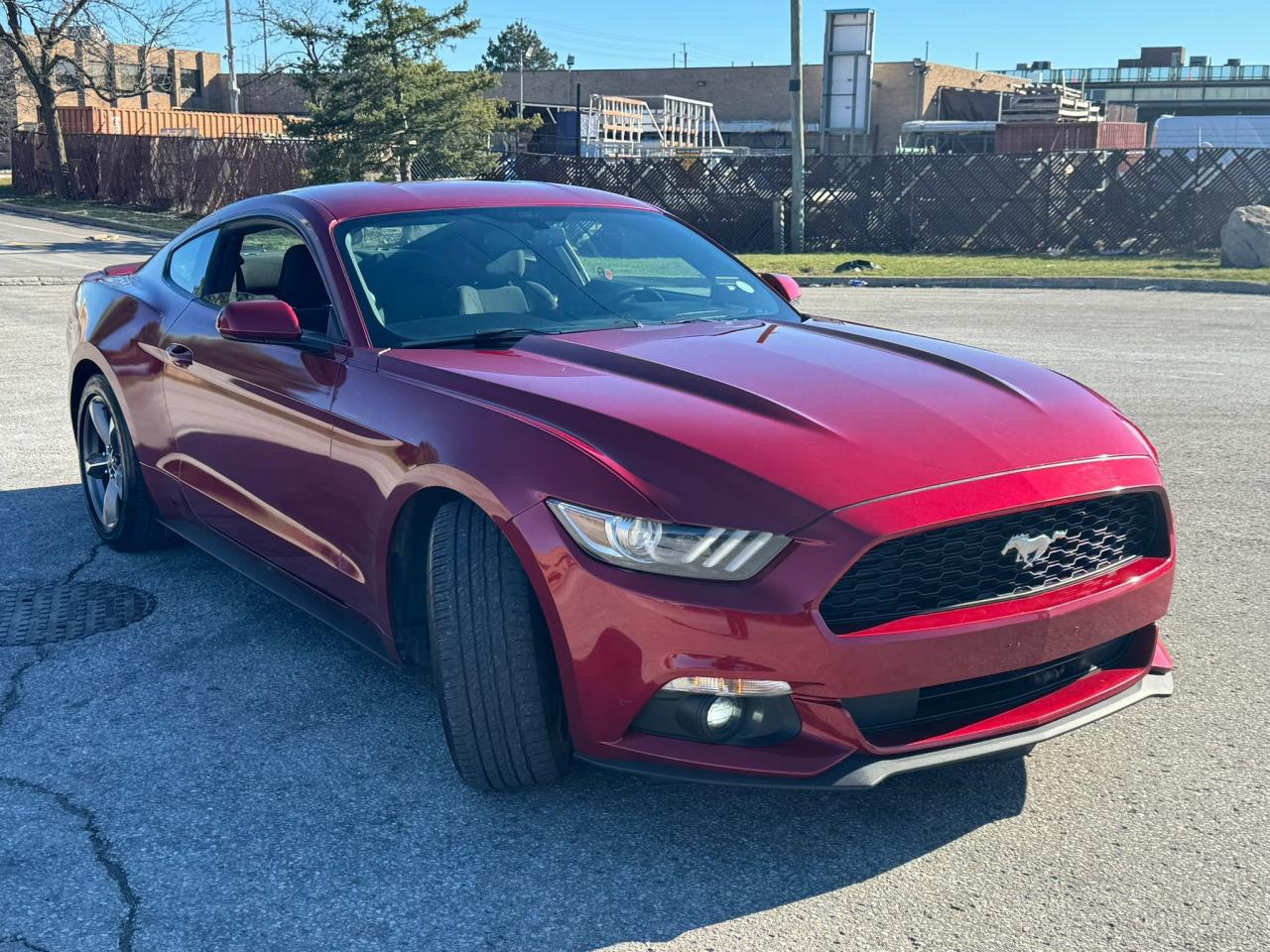 2017 Ford Mustang V6 - Photo #3