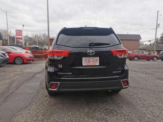 2019 Toyota Highlander XLE AWD - Photo #4