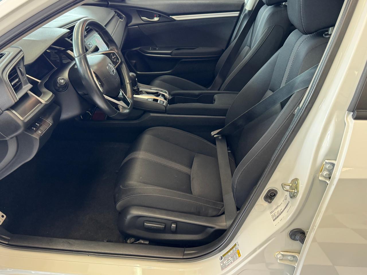 2019 Honda Civic EX+Blind Spot Camera+Roof+New Tires+CLEAN CARFAX Photo72