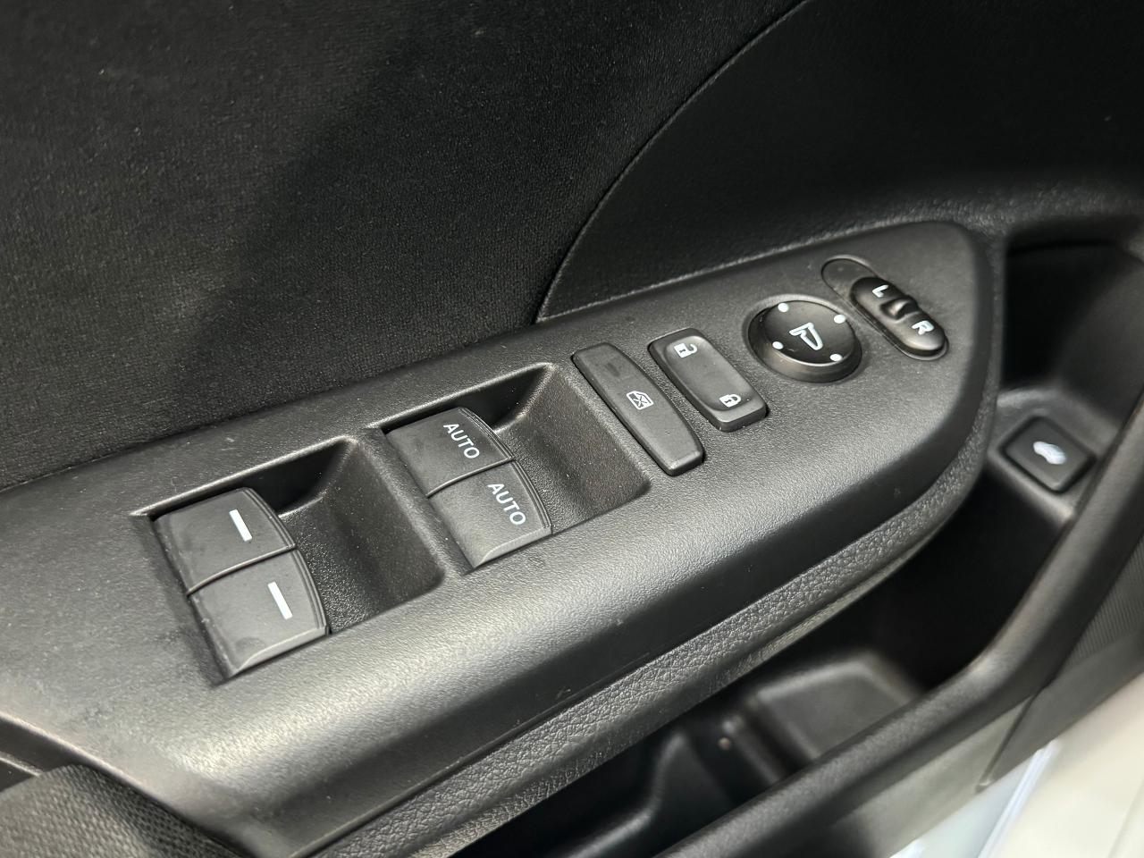 2019 Honda Civic EX+Blind Spot Camera+Roof+New Tires+CLEAN CARFAX - Photo #43