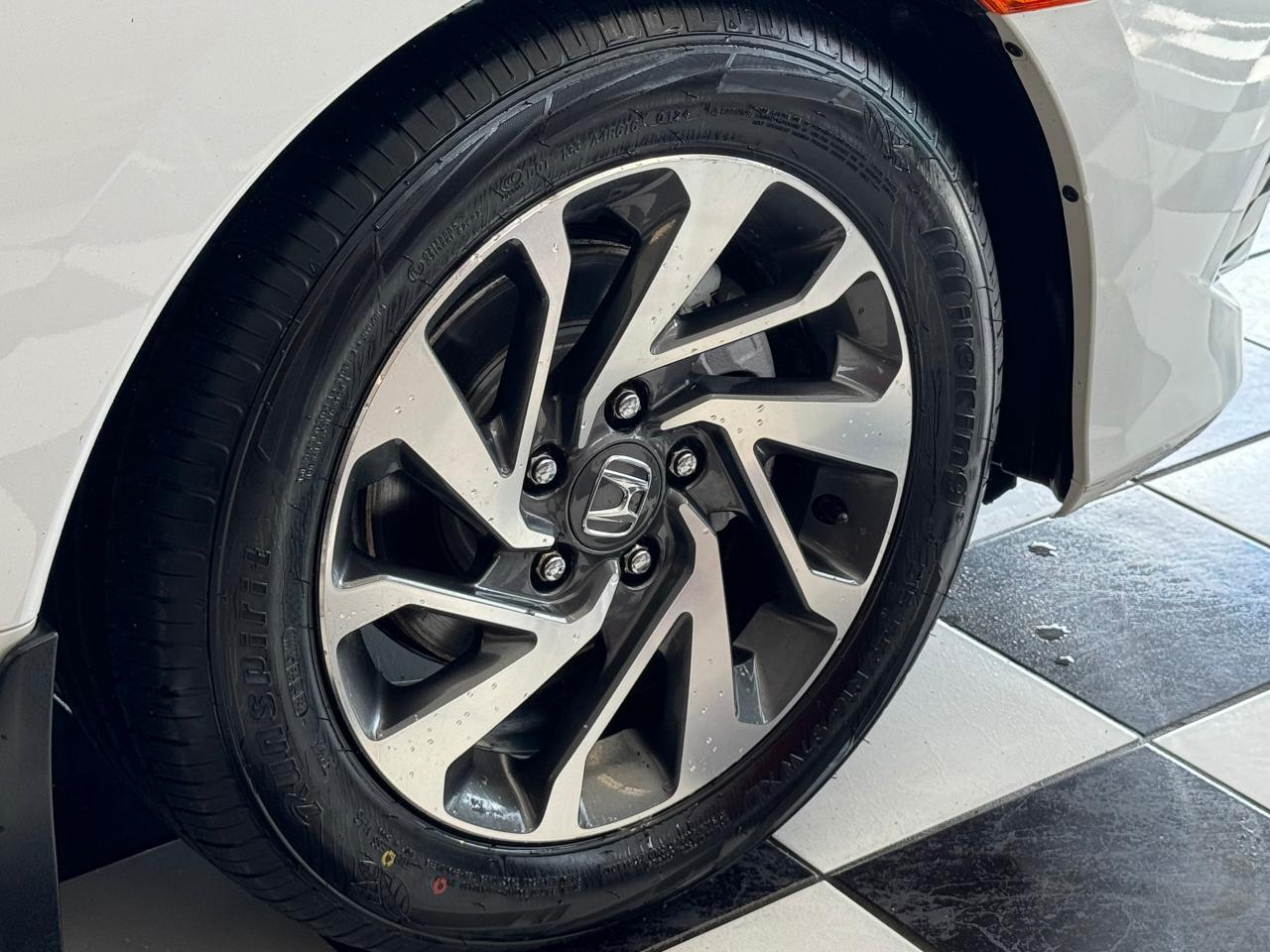 2019 Honda Civic EX+Blind Spot Camera+Roof+New Tires+CLEAN CARFAX Photo100