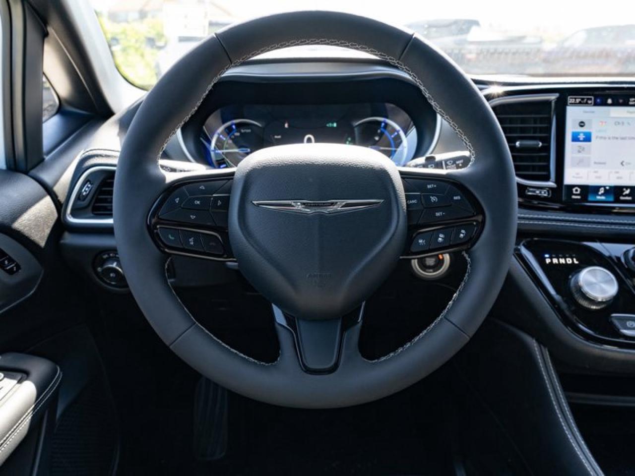 2024 Chrysler Pacifica Hybrid PREMIUM S APPEARANCE Photo