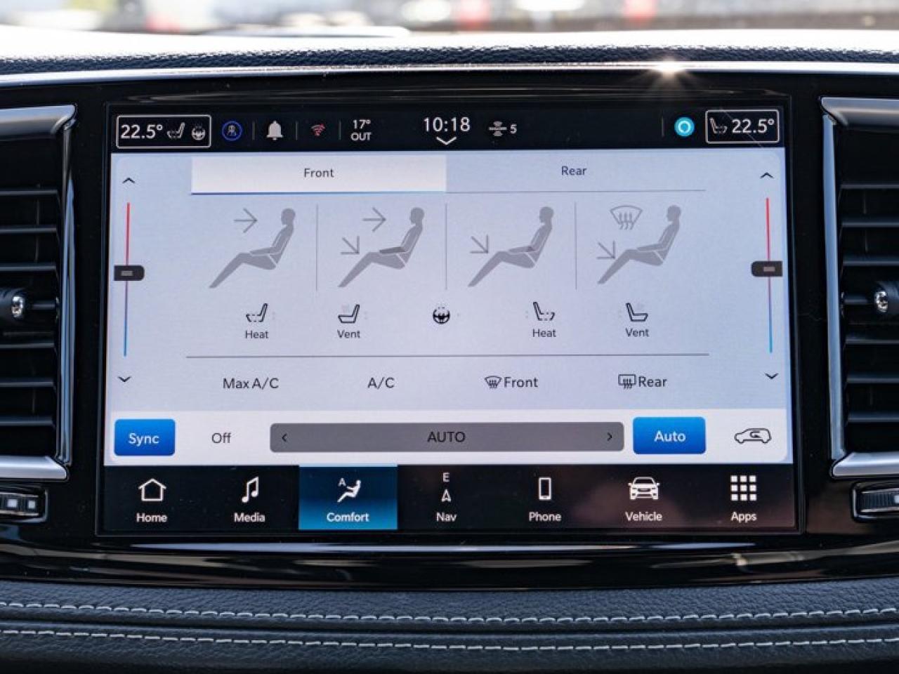 2024 Chrysler Pacifica Hybrid PREMIUM S APPEARANCE Photo