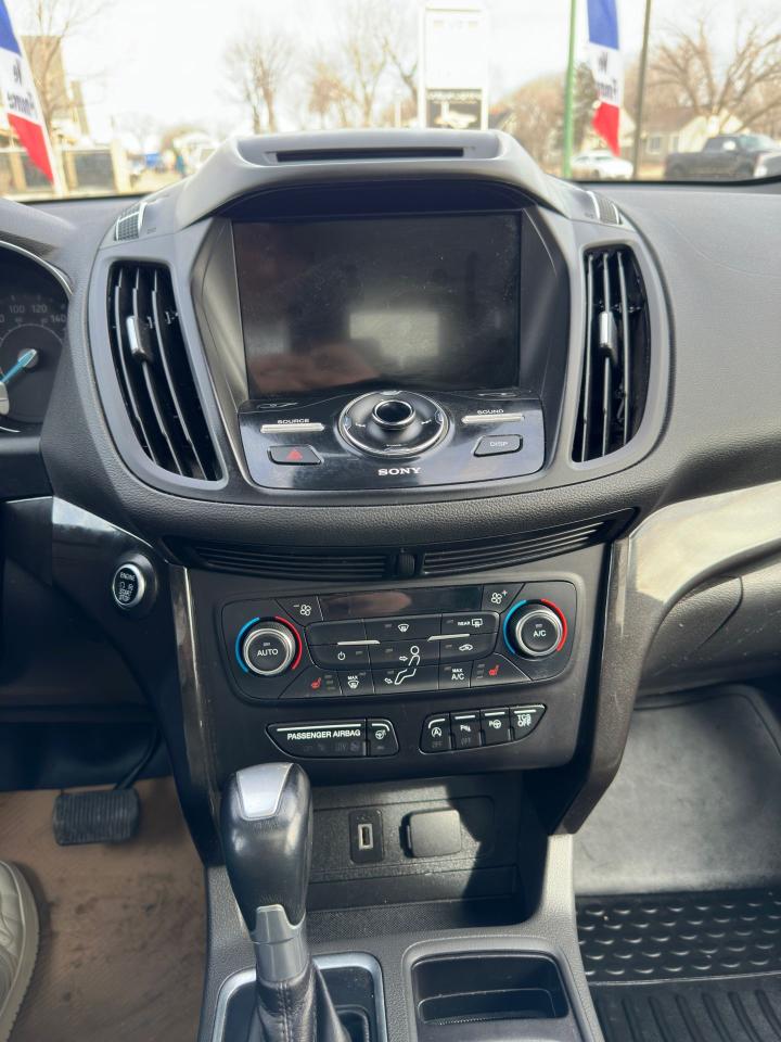 2017 Ford Escape Titanium - Photo #12