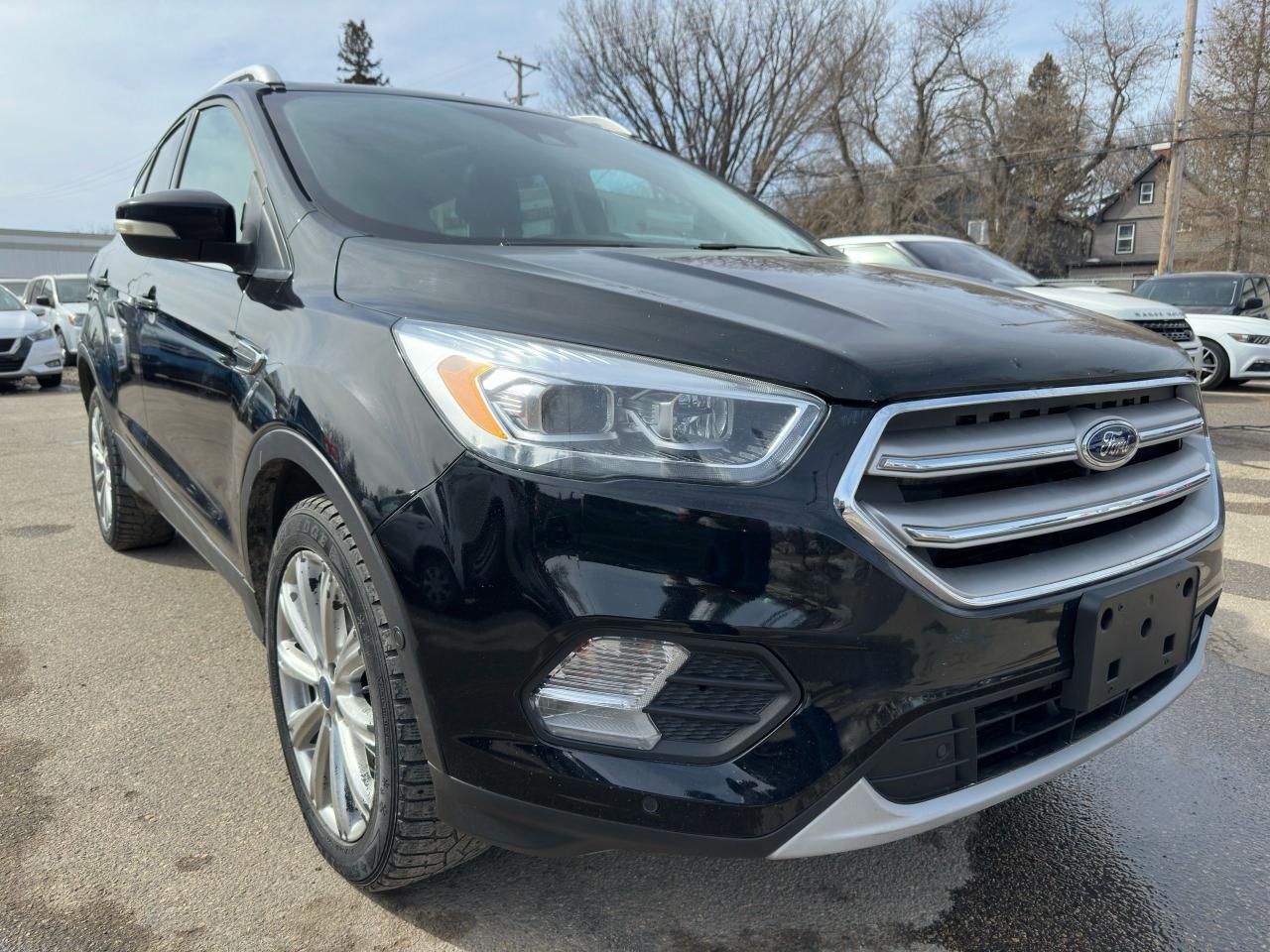 2017 Ford Escape Titanium - Photo #4