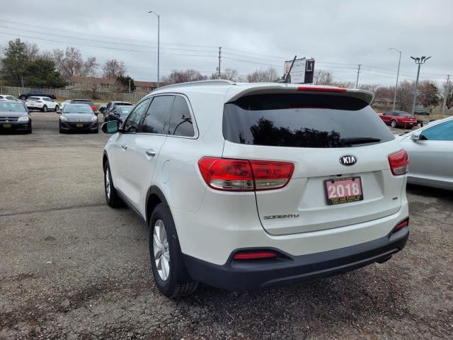 2018 Kia Sorento LX 2WD Photo9