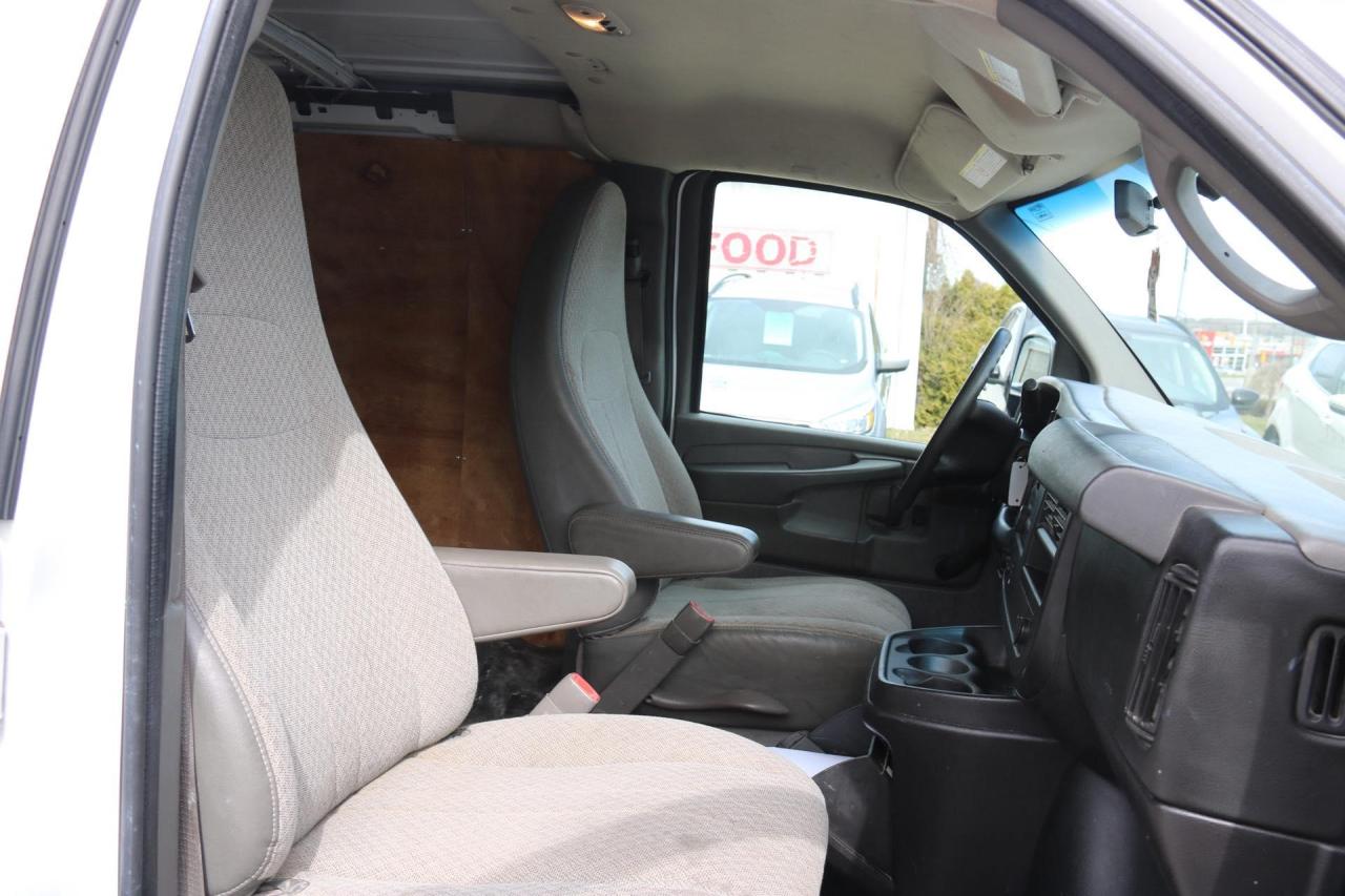 2012 Chevrolet Express 2500 Cargo - Photo #12