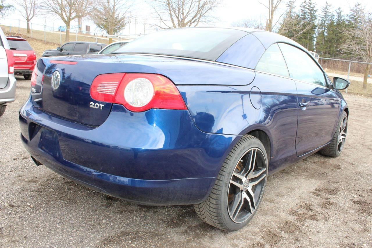 2009 Volkswagen Eos  Photo2