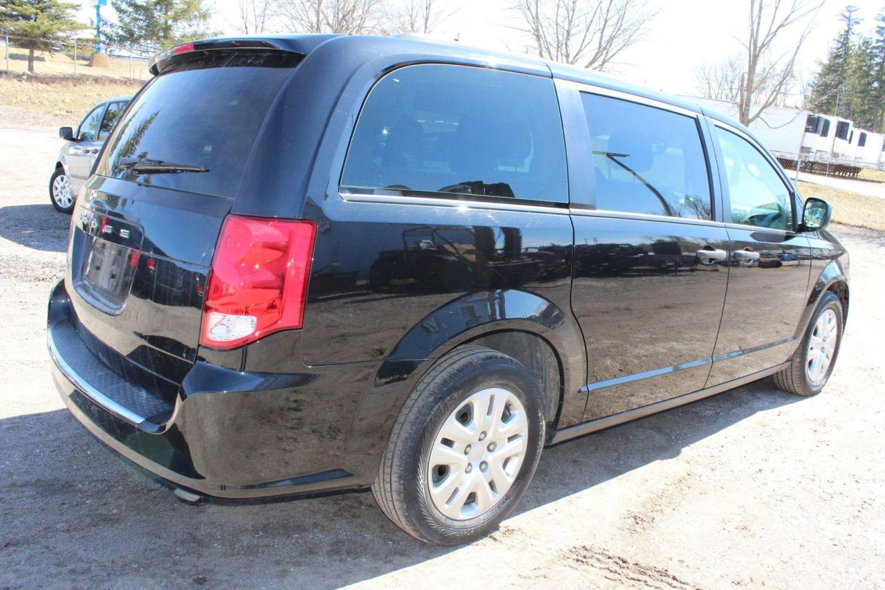 2020 Dodge Grand Caravan  Photo2
