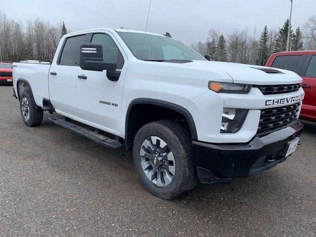 2022 Chevrolet Silverado 2500 4WD Crew Cab 172" Custom - Photo #1