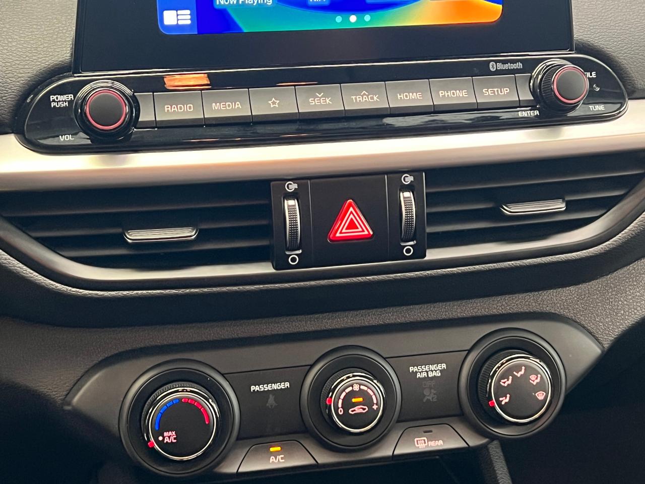 2020 Kia Forte LX+Camera+APPLEPLAY+HEATED STEERING+CLEANCARFAX Photo94