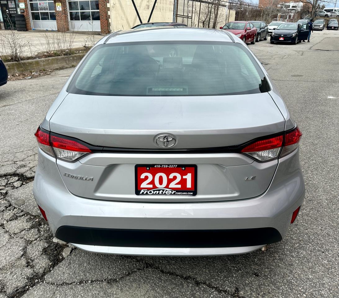 2021 Toyota Corolla LE Photo4