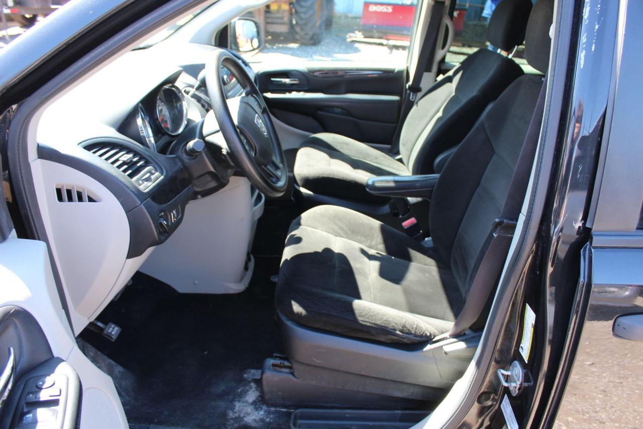 2015 Dodge Grand Caravan  Photo4