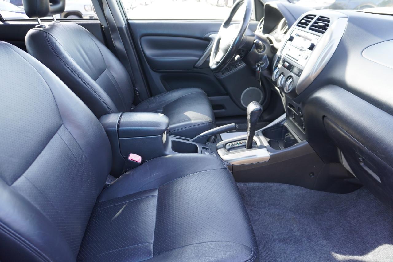 2004 Toyota RAV4 1 OWNER / LIMITED PACKAGE / WELL SERVICED /LOW KMS - Photo #20