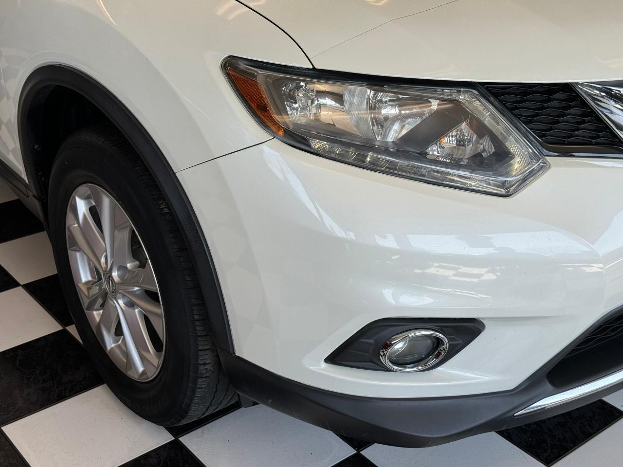 2016 Nissan Rogue SV AWD TECH+NewBrakes+GPS+Remote Start+CLEANCARFAX - Photo #37