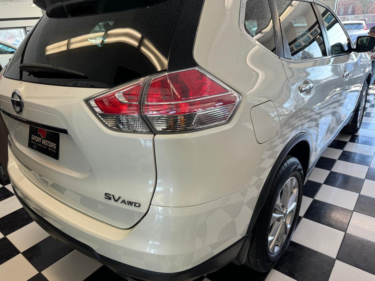 2016 Nissan Rogue SV AWD TECH+NewBrakes+GPS+Remote Start+CLEANCARFAX - Photo #40