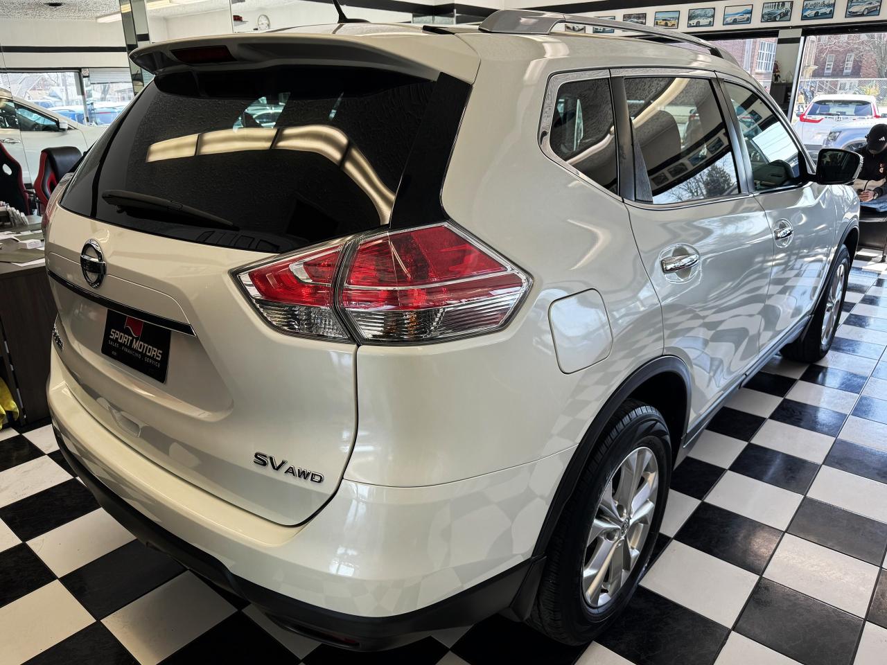 2016 Nissan Rogue SV AWD TECH+NewBrakes+GPS+Remote Start+CLEANCARFAX - Photo #4