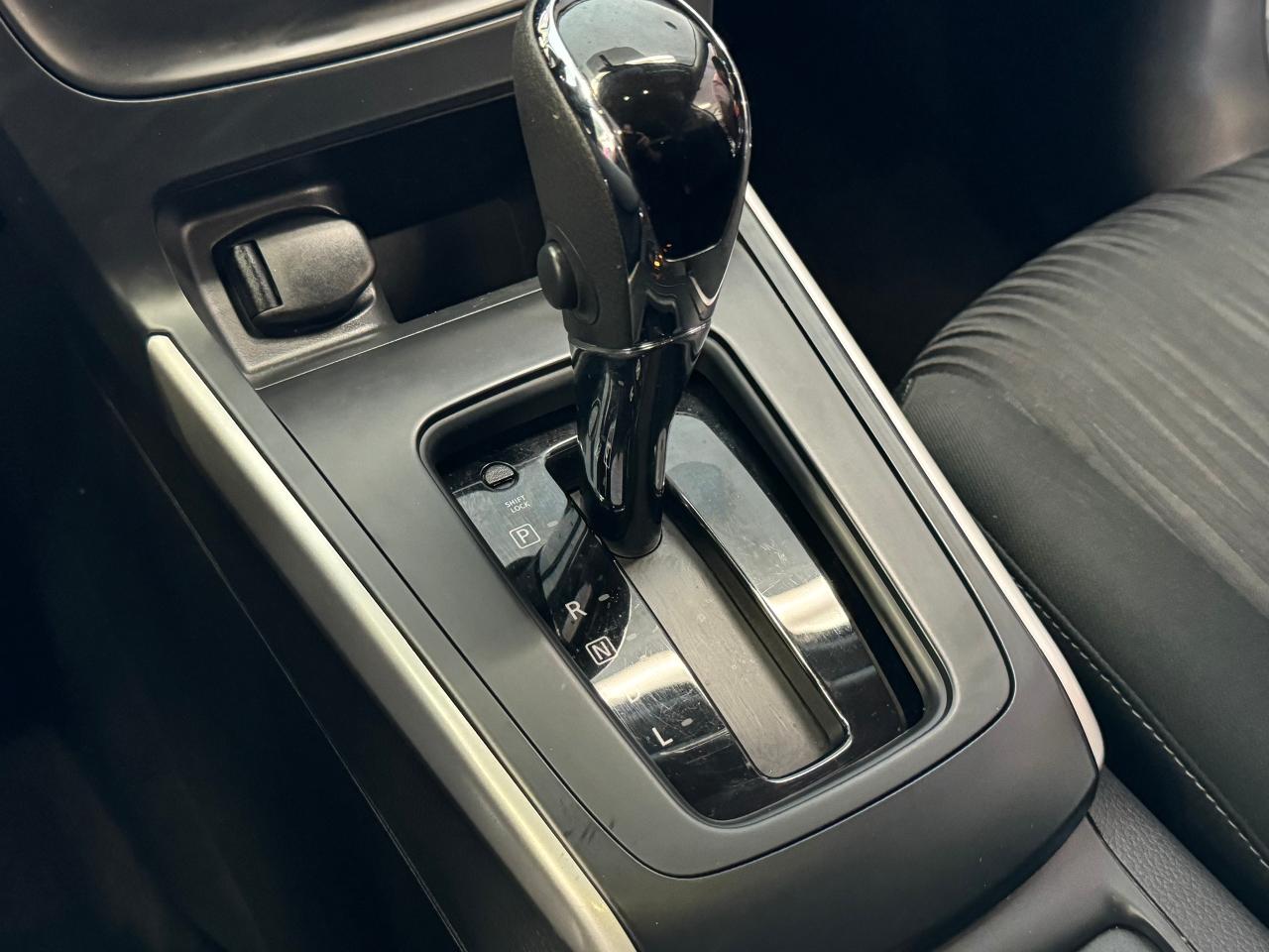 2019 Nissan Sentra SV+Tinted+Camera+ApplePlay+RemoteStart+CLEANCARFAX Photo100