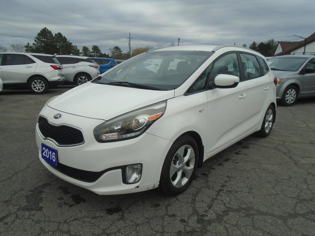 2016 Kia Rondo 4DR WGN AUTO LX - Photo #1