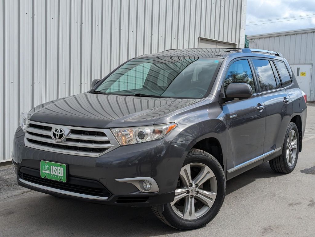 Used 2013 Toyota Highlander V6 Limited $319 BI-WEEKLY - WELL MAINTAINED, LOCAL TRADE for Sale in Cranbrook, British Columbia