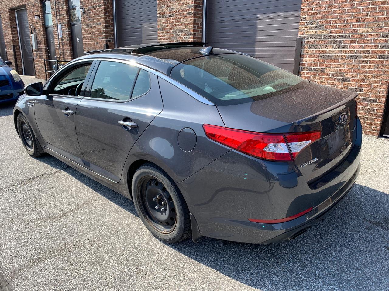 2012 Kia Optima 4dr Sdn Auto SX TURBO-YES,.ONLY 99,072MS! 1 SENIOR OWNER - Photo #4
