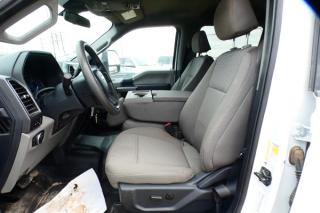 2022 Ford F-350 XLT 4WD Crew Cab 8' Box w/power cloth seats, BUC - Photo #10