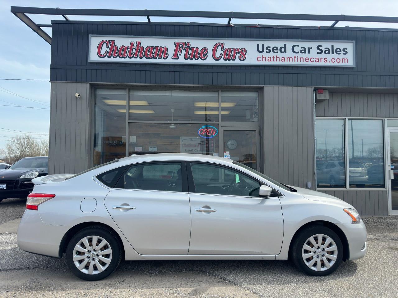 2014 Nissan Sentra SL Photo2