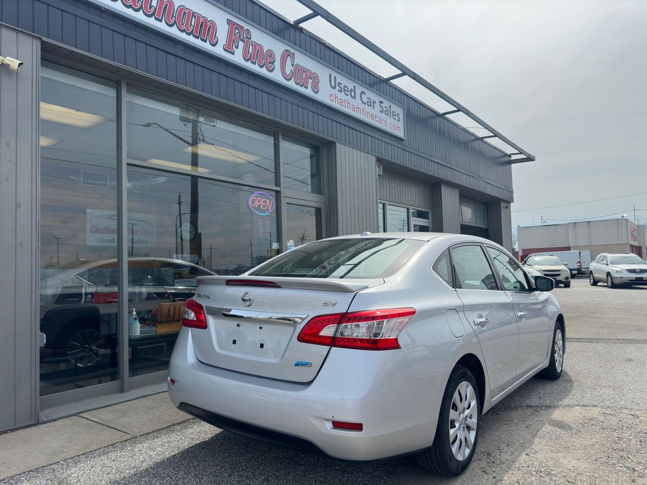 2014 Nissan Sentra SL Photo3