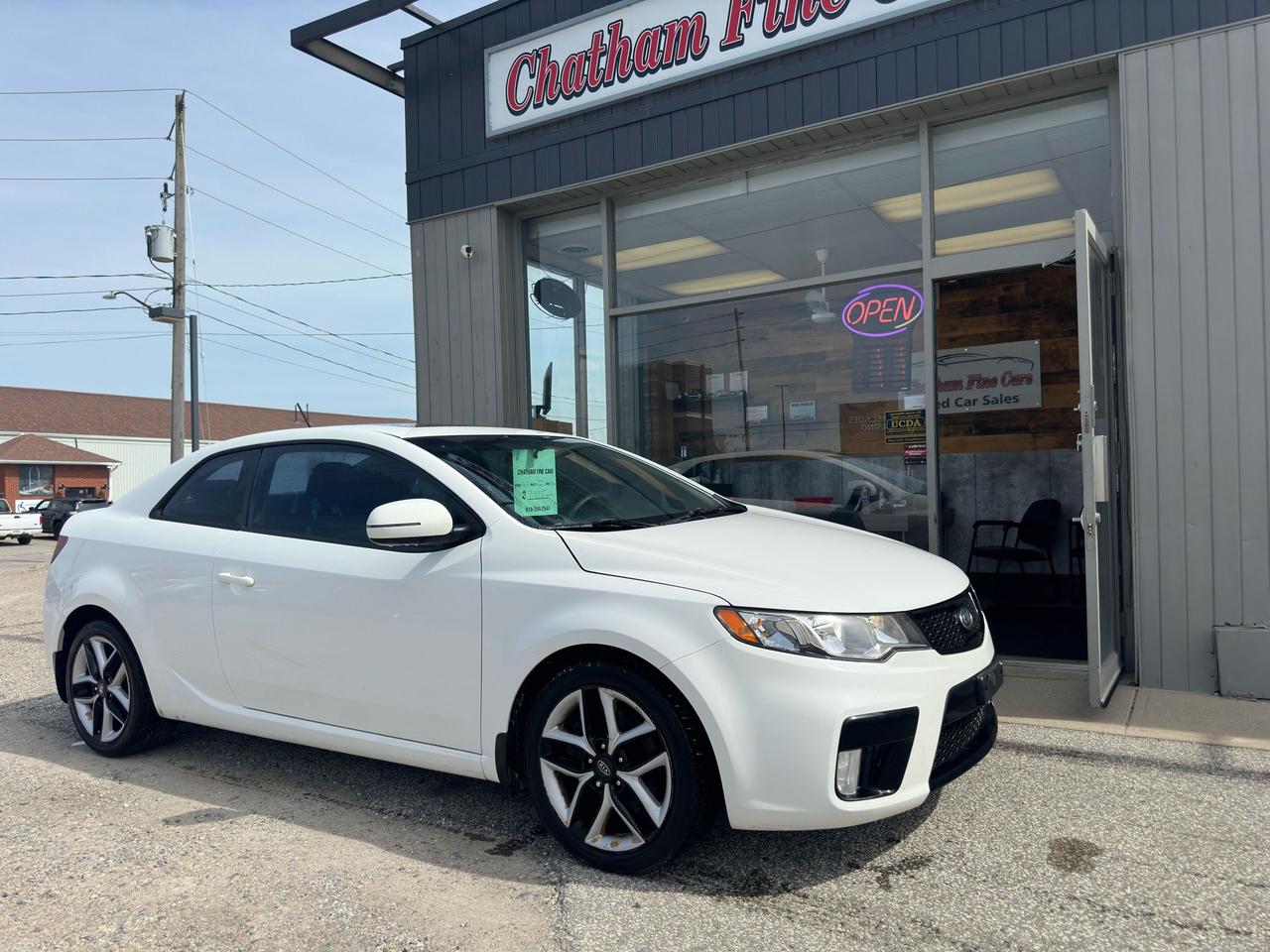 2012 Kia Forte Koup SX Photo