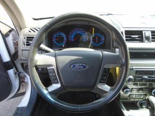 2011 Ford Fusion SEL/ LEATHER / ROOF /AC / ALLOYS / RUNS GOOD - Photo #16