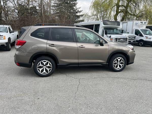 2019 Subaru Forester 2.5I PREMIUM W/EYESIGHT PKG - Photo #11