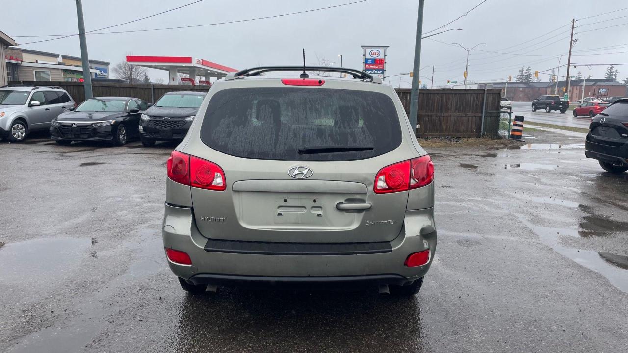 2009 Hyundai Santa Fe GLS**RUNS AND DRIVES GREAT**AS IS SPECIAL - Photo #4