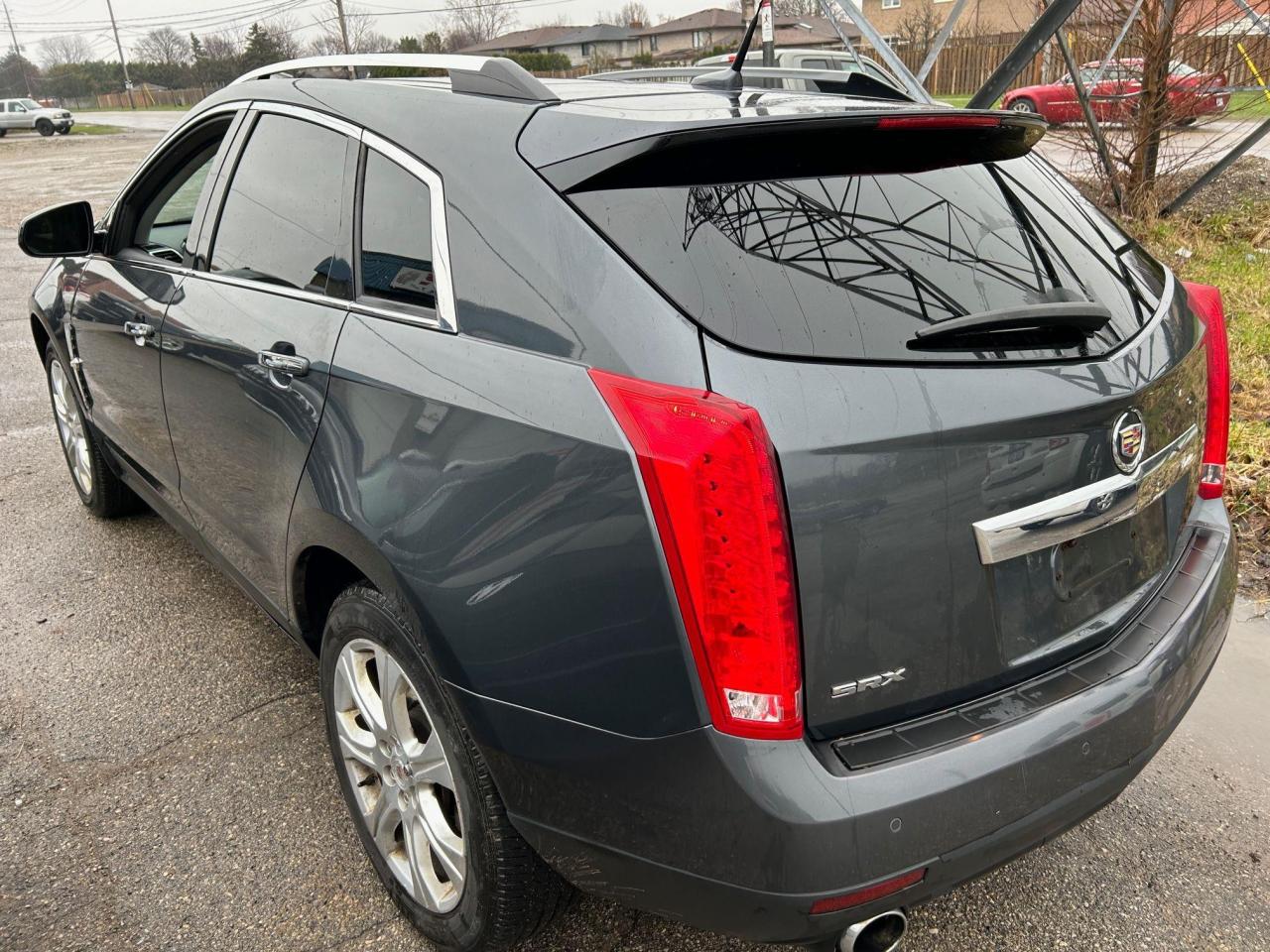 2010 Cadillac SRX 3.0 Performance FWD 4dr - Photo #8