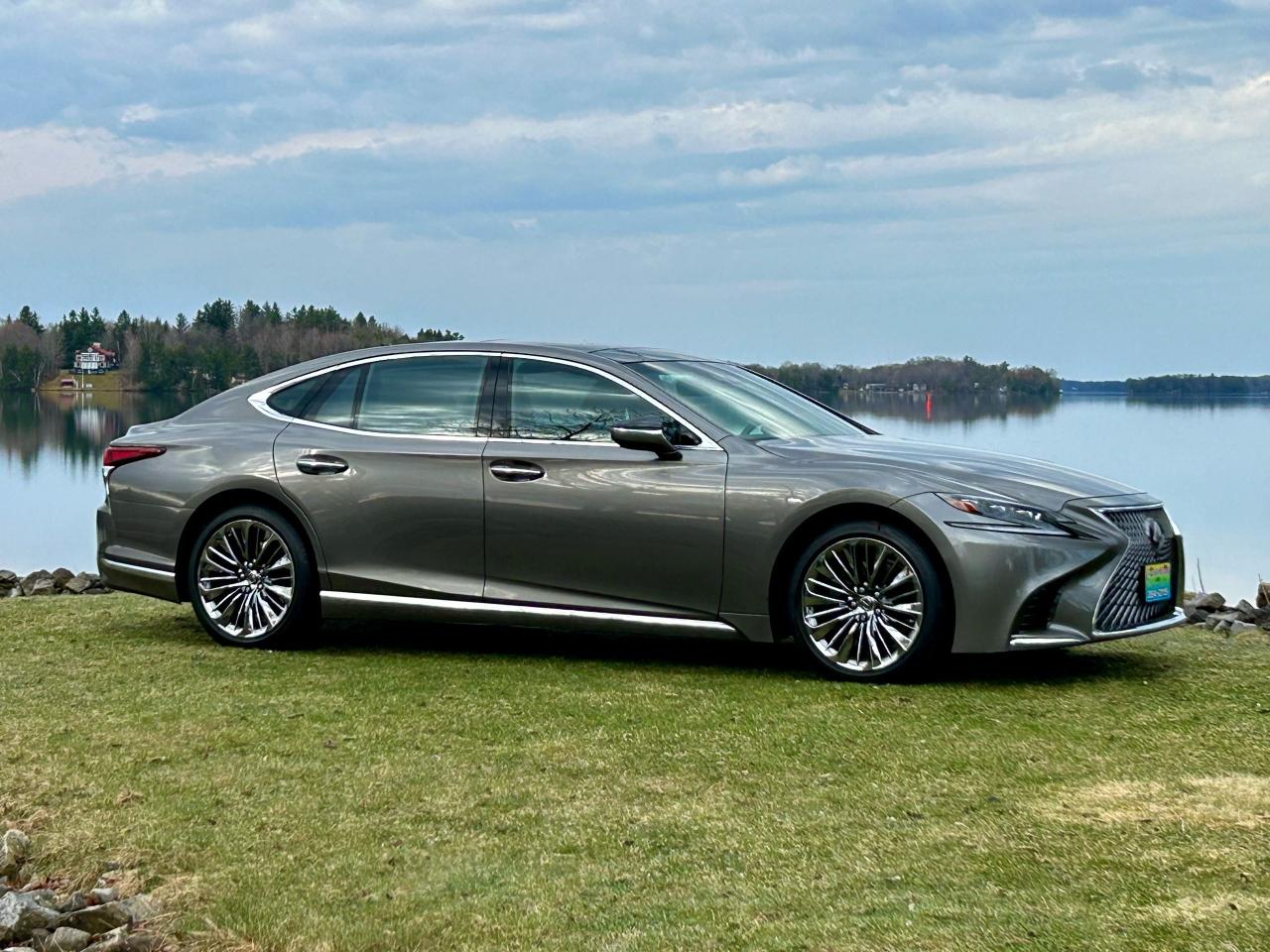 2018 Lexus LS LS 500 AWD LUXURY PKG With Only 29200 - Photo #2