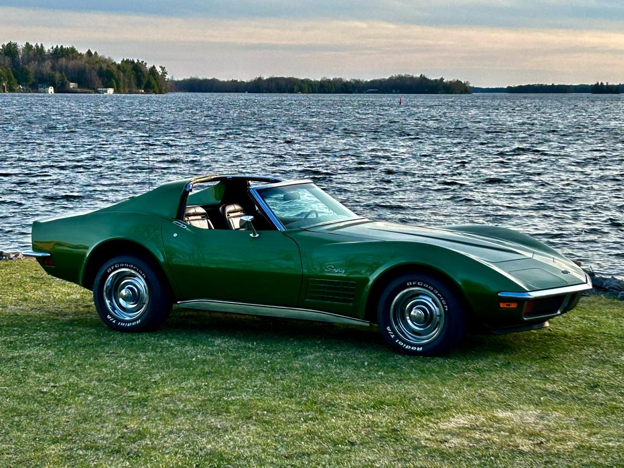 1972 Chevrolet Corvette Stingray, Manual 4 Speed, Air Car - Photo #28
