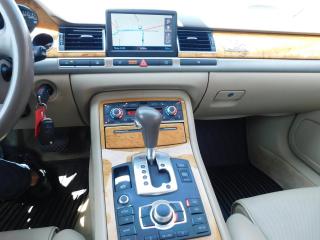 2006 Audi A8 Leather | Sunroof | Navi | AWD - Photo #16