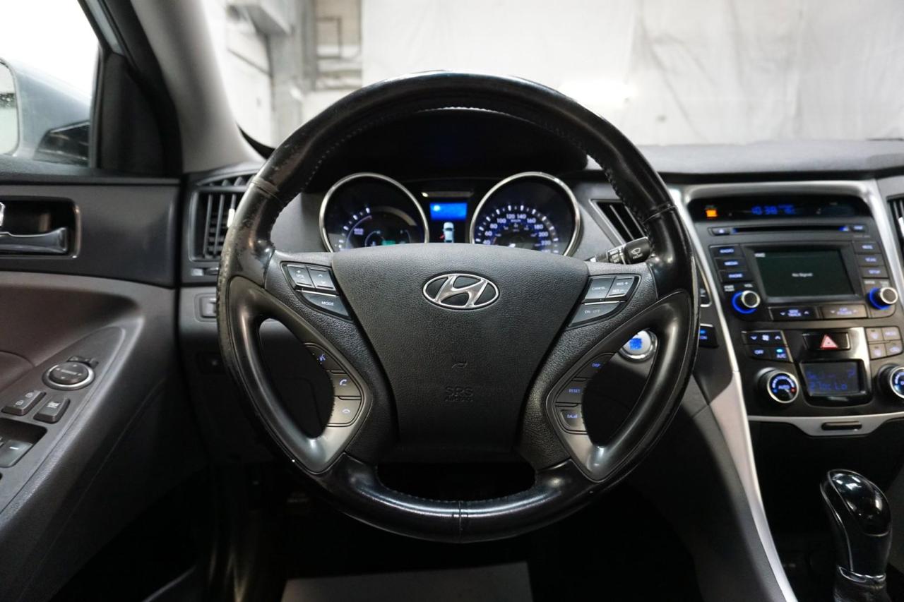 2015 Hyundai Sonata Hybrid LIMITED CERTIFIED *HYUNDAI SERVICED* CAMERA PANO ROOF BLUETOOTH HEATED SEAT - Photo #10