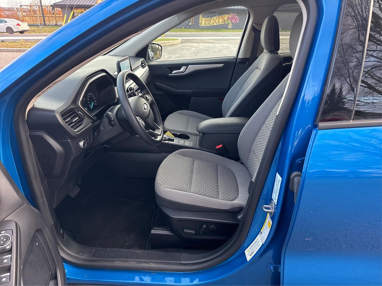 2020 Ford Escape SE AWD Photo