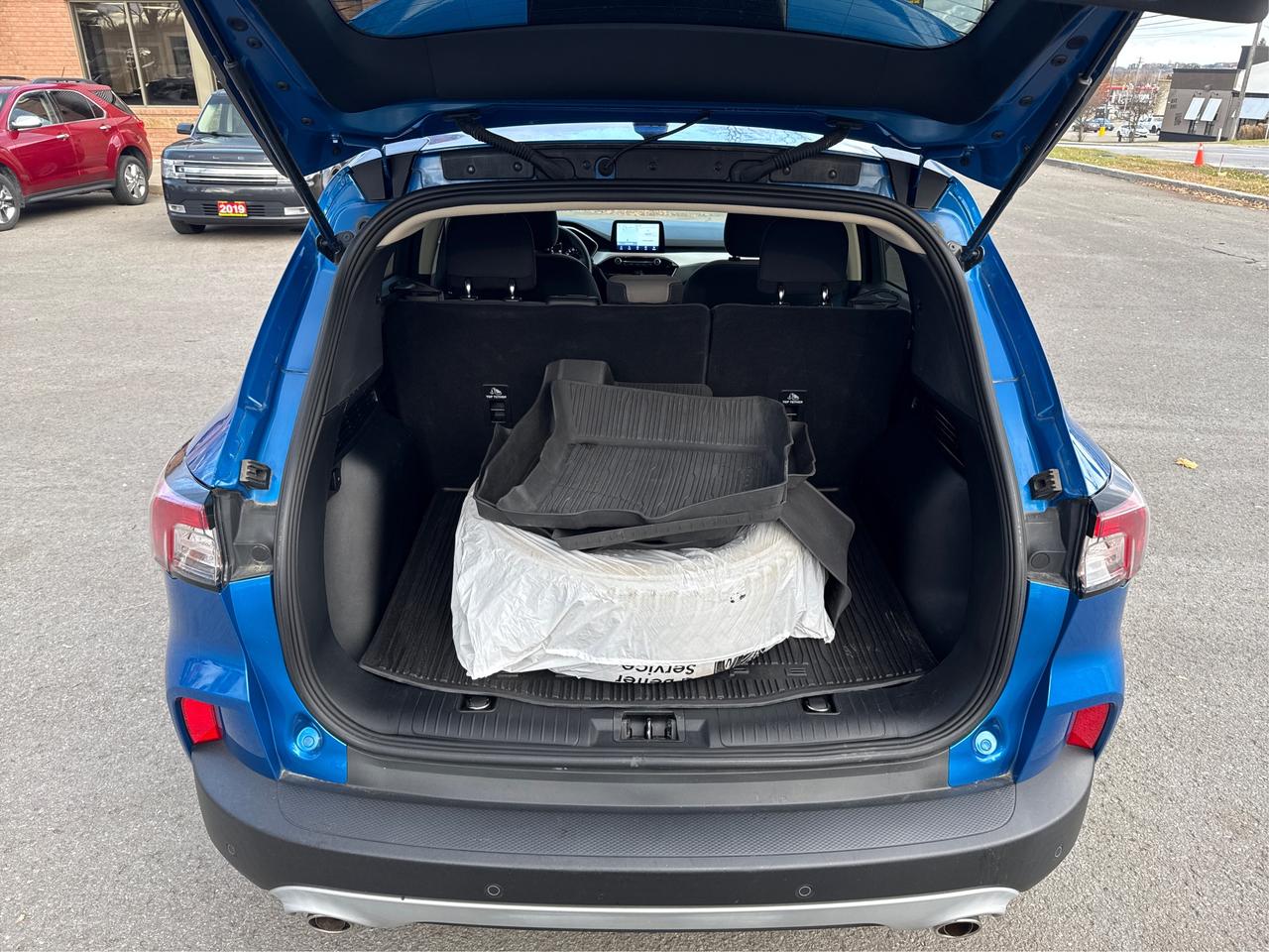 2020 Ford Escape SE AWD Photo