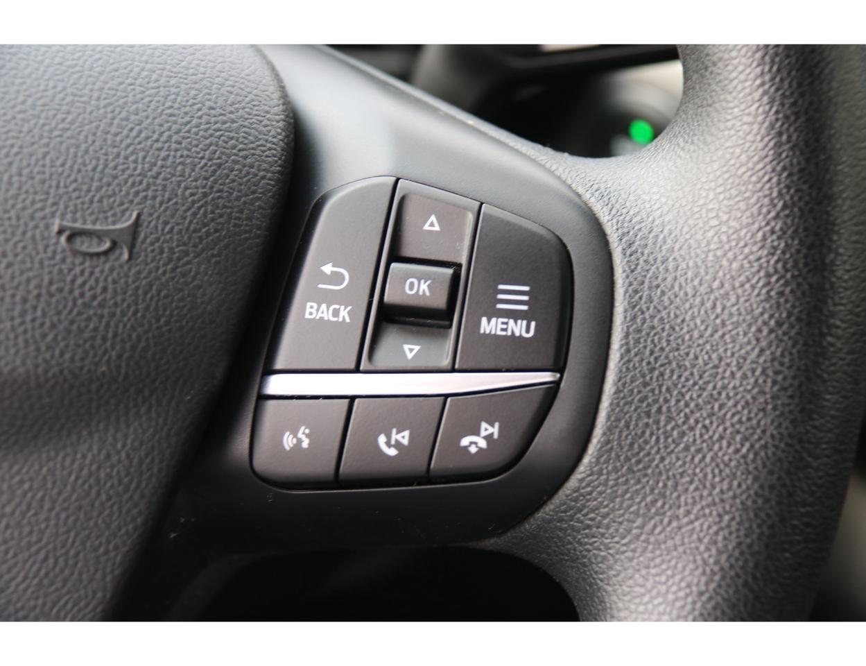 2020 Ford Escape SE AWD Photo