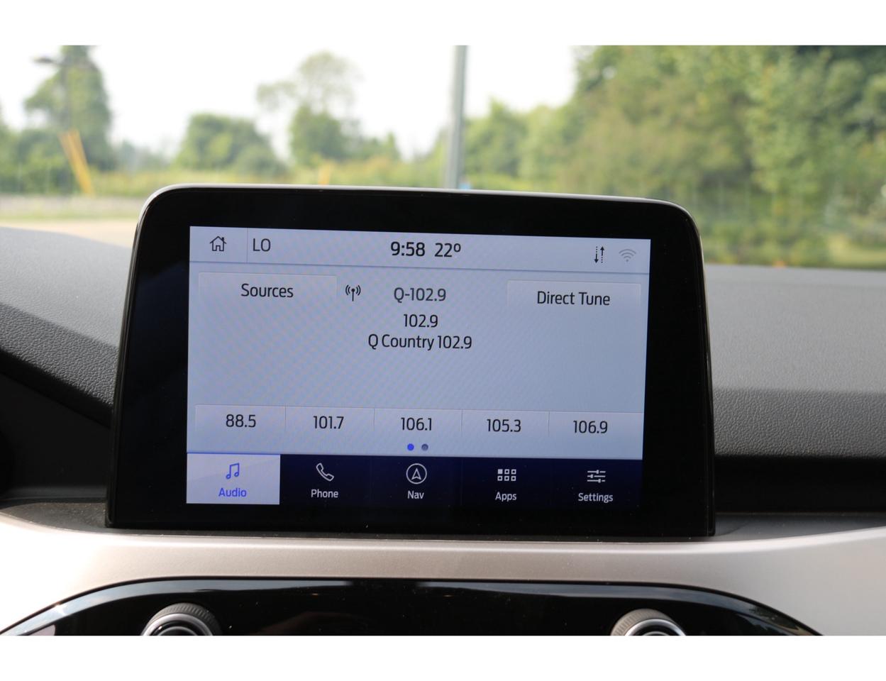 2020 Ford Escape SE AWD Photo