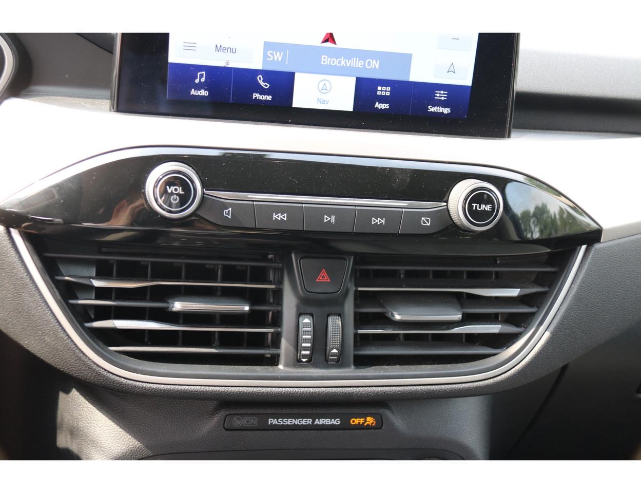 2020 Ford Escape SE AWD Photo