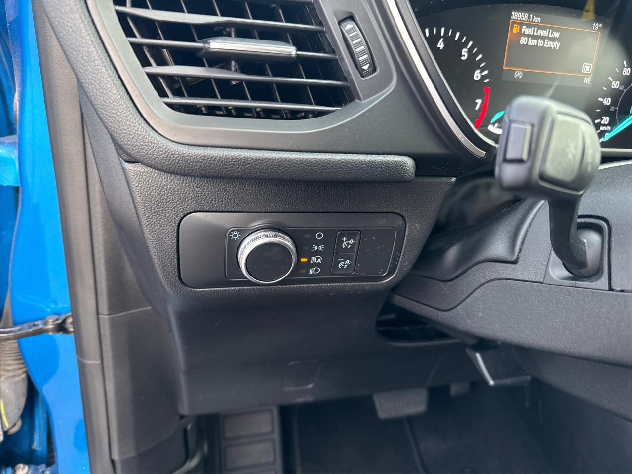 2020 Ford Escape SE AWD Photo