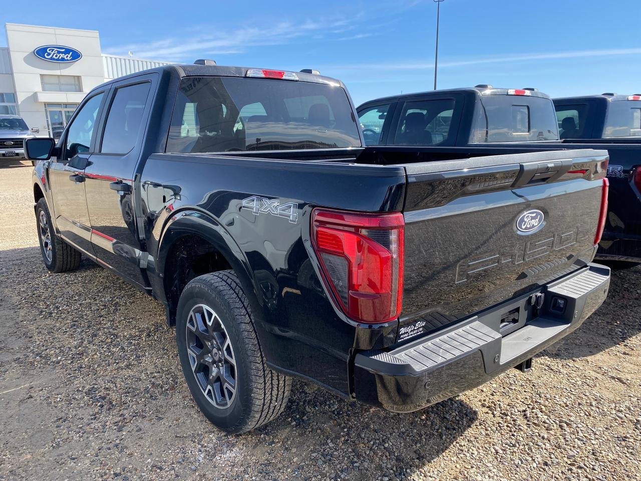 2024 Ford F-150 STX 4WD SuperCrew 5.5' Box 200A Photo5