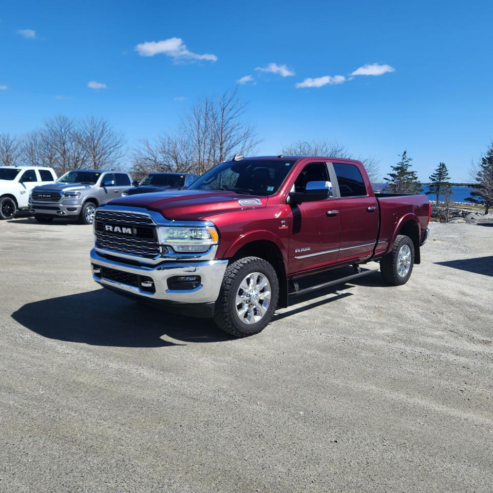 2019 RAM 2500 4x4 Crew Cab 6'4" Box Photo1