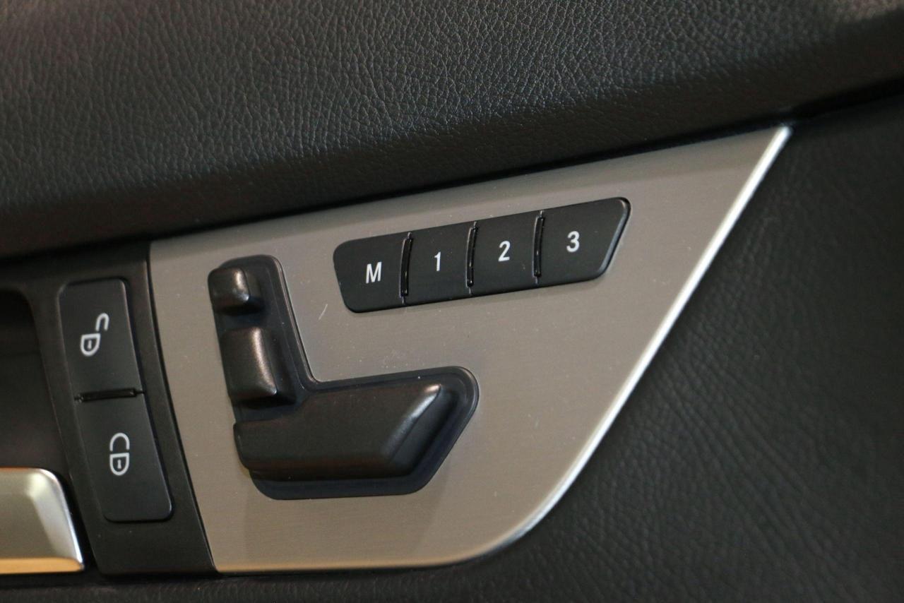 2015 Mercedes-Benz C-Class C350 4MATIC - AMG|BLINDSPOT|LANEKEEP|PANO|CAMERA - Photo #14