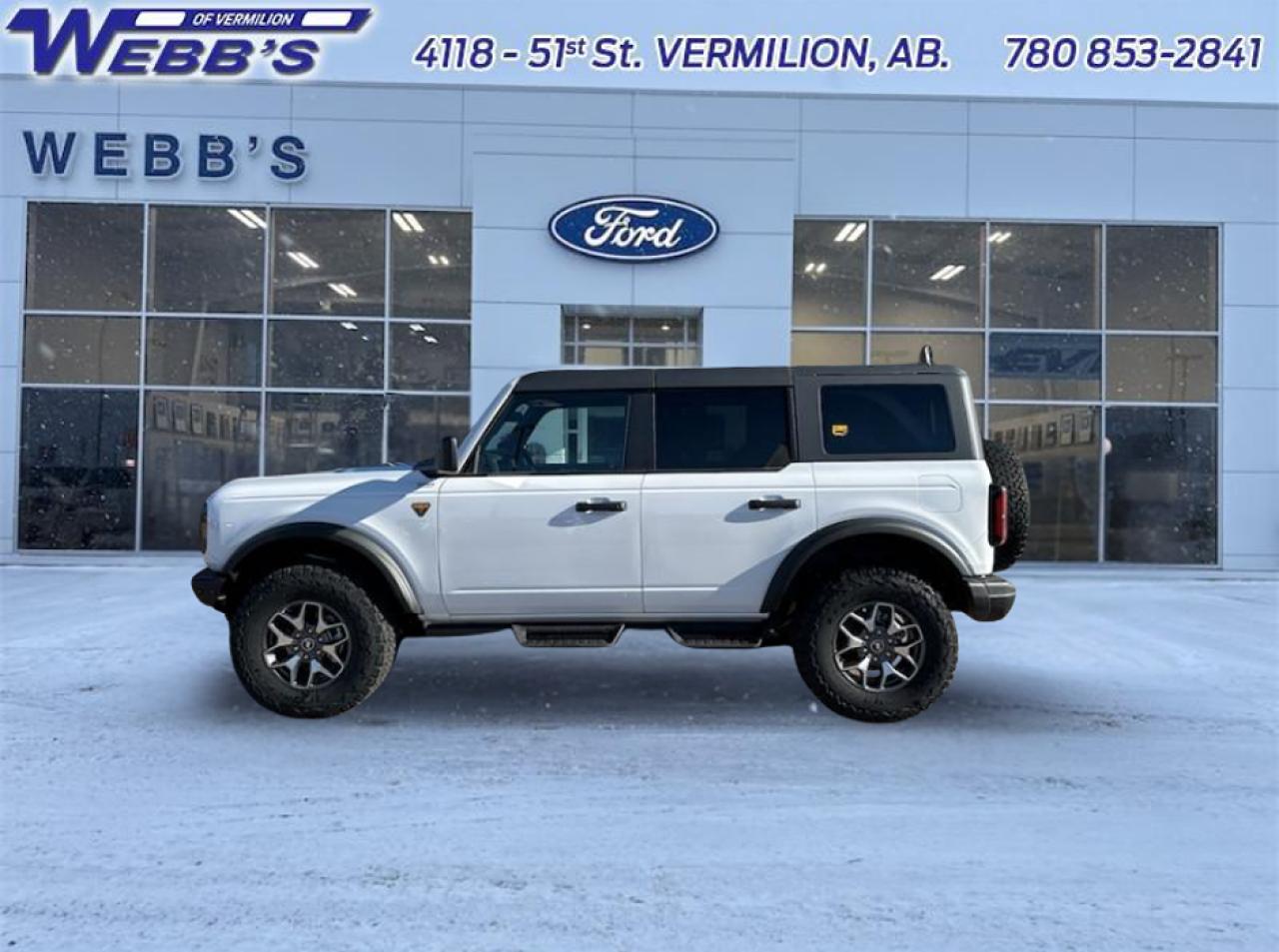 2024 Ford Bronco Badlands Photo2