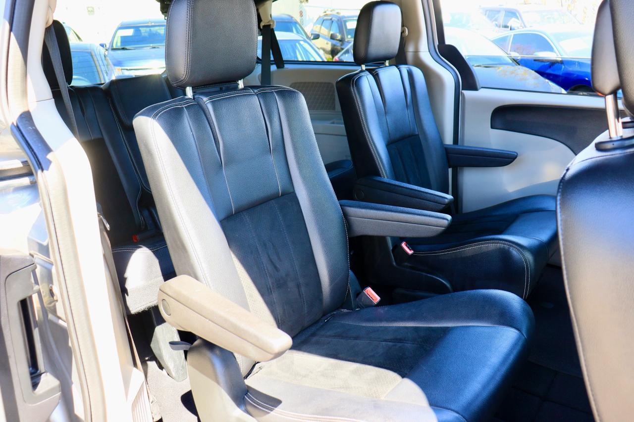 2018 Dodge Grand Caravan SXT Premium + | Leather | DVD | Nav | Pwr Doors ++ Photo33