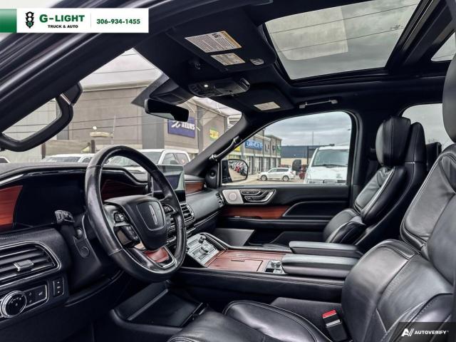 2019 Lincoln Navigator Limited Photo11