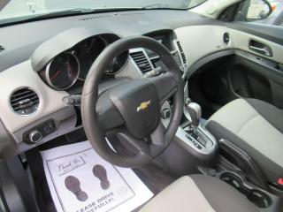 2011 Chevrolet Cruze LS - Photo #6